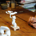 每件藝術(shù)品的生成，乘載了藝術(shù)家的投射與想像，初期精緻的縮小版模型，皆是每件作品實(shí)踐的開端。