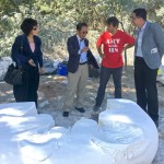 開啟一場藝術(shù)家與建築家的對話，透過彼此的文化交流，一同匯聚美好的事物。(圖左二為 新業(yè)建設(shè)卓勝隆董事長；圖右二為 西班牙雕塑家Nando Alvarez)(照片攝於2018/12/07東海大學(xué))