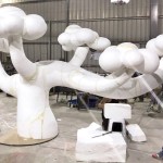 運用保麗龍做出藝術(shù)品等比初胚模型，展現(xiàn)藝術(shù)品各個階段的不同面貌。