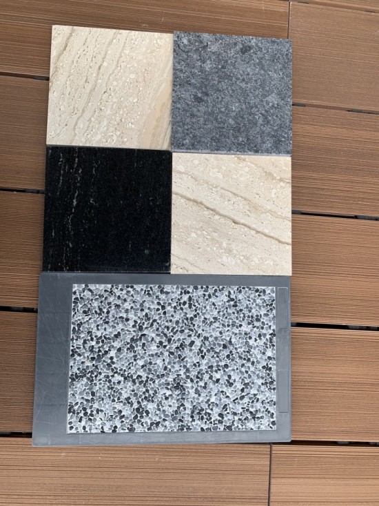 每樣石材都有其選用的道理，例如外牆常見的抿石子是為建築表面帶來防水、防染色的功能，同時(shí)帶點(diǎn)禪意的裝潢風(fēng)格。