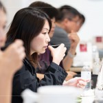 觀其色、聞其香、品其味，感受茶香帶來的溫暖，土地孕育的風(fēng)味，以茶湯滋潤心脾、心緒，在喘息間緩緩收整，為忙碌的生活安排一縷閒適。