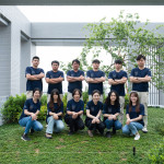 從房屋簽約到售後服務(wù)，新業(yè)以職人精神，結(jié)合行銷(xiāo)、客服、營(yíng)建、活動(dòng)部門(mén)，為住戶打造周全、溫暖的幸福旅程。