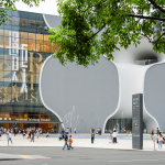 涼爽的10月中旬，相聚臺中國家歌劇院，帶領(lǐng)家族好友透過一張張照片，進(jìn)入到臺南純樸的美景，感受最道地的人情。