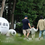 新業(yè)再度攜手 小蝸牛市集，集結(jié)來自各城市職人品牌，相聚於東光園道，在 春日裡共度一場愜意時光。