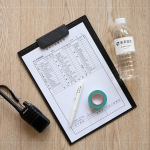  8月盛夏時(shí)期，新業(yè)客服部門與工務(wù)團(tuán)隊(duì)先巡檢所有設(shè)備與需改善的地方，為住戶把關(guān)層層細(xì)節(jié)。