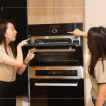 使用頻繁的小家電們，依照需求擁有完整的收納空間，大大提升各項(xiàng)電器的使用及流暢度。