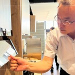 撫摸材質(zhì)的觸感，感受機(jī)能的到位，收納及清理系統(tǒng)化、料理動(dòng)線的流暢，是新業(yè)職人規(guī)劃的著重點(diǎn)。