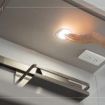 驗(yàn)屋時(shí)由客服人員、專(zhuān)業(yè)廠商陪同，協(xié)助解答疑問(wèn)、把關(guān)施工品質(zhì)，測(cè)試各項(xiàng)設(shè)備功能是否正常運(yùn)作，迎來(lái)舒適的生活品質(zhì)。