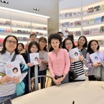 會(huì)後小小粉絲簽書(shū)會(huì)，現(xiàn)場(chǎng)氣氛熱絡(luò)，感謝譚老師帶來(lái)豐富且貼近生活的知識(shí)內(nèi)容，讓我們受用無(wú)窮！