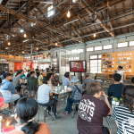 位於臺中東區(qū)的第四市場，至今保留日治時期建築之屋架、屋頂及閣樓，讓住戶們在近百年的古蹟裡品味百年糕餅。