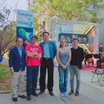 新業(yè)建設(shè)卓勝隆董事長(zhǎng)(左一)與西班牙藝術(shù)家Nando (左二)、新業(yè)建設(shè)蕭智夫建築師(中間) 、保加利亞藝術(shù)家Liliya(右二)及東海建築系邱浩修系主任(右一)一同共襄盛舉。