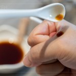 利用舌尖上的味蕾，品味最原始的黑豆香氣，記錄下味覺上的前、中、尾韻感受。