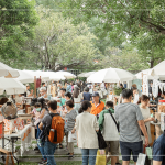 感謝當(dāng)日趕集的每一位貴客，循著那一道秋日暖陽，熱鬧的氛圍為靜謐的日式建築群，留下一片浪漫的美好風(fēng)景。