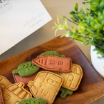 活動小禮，致上公益烘焙坊的客製小點，可愛、溫馨兼顧著美味，留下令人難忘的午後時光。