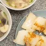 活動(dòng)的尾聲，享用煎好的蘿蔔糕同時(shí)，吳師傅更精心準(zhǔn)備了百菇鮮雞湯，在這寒冷的周六午後，暖胃也暖心。