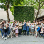 在陽光明媚的周末，與新業(yè)家族好友齊聚一堂，為版畫藝術(shù)注入獨(dú)一無二的創(chuàng)意，享受一段悠悠適意的午后。