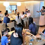 活動(dòng)中，新業(yè)家族與「拾寶小舖」陳老師互動(dòng)熱絡(luò)，一同探索更多果實(shí)的可愛秘密！