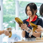 伸出一雙關懷的手，願我們懷著善意，推己及人，藉由實際行動，成為他人的希望與祝福。