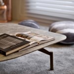 讓身體輕輕窩著，用一個慵懶的姿勢，迎接一個清閒無事的午後。