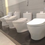 一天至少3次以上會(huì)與馬桶座接觸，因此在材質(zhì)及使用的選擇上，也需貼心到心坎裡。