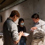 琉璃、金屬、燈光、高度…等，每一個(gè)選擇與決定背後，都需經(jīng)跨部門團(tuán)隊(duì)的專業(yè)評(píng)估。