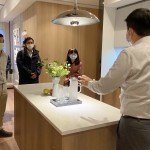 實地參訪新業(yè)【大塊森濤】樣品屋，分享新業(yè)團隊在建材、格局及選品的用心，為日後入住的居民，打造出實用又舒適的家園。