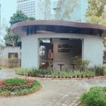 新業(yè)除了打造一景收納群書，也不定期捐贈(zèng)書本，讓愛書人在這裡沉澱思緒。這裡是書的家，或許也是每一顆飄流心的棲身之所。