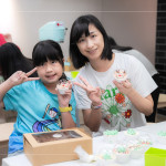 放下手機(jī)、放慢腳步，在共同投入的過程中，日常被賦予溫度，也讓甜點(diǎn)成為傳遞情感、累積回憶的媒介。