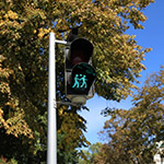 小綠人戀愛(ài)了，提倡婚姻平權(quán)