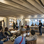 打造樹屋的概念，楊家凱建築師分享著設(shè)計的初衷與理念。