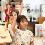 活動(dòng)尾聲進(jìn)行Q＆A時(shí)間，用輕鬆互動(dòng)的方式回憶過程中分享的知識(shí)，渡過一場充實(shí)的暑假時(shí)光。