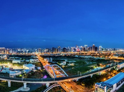 在家用餐時(shí)刻 ?比大肚山夜景還迷人